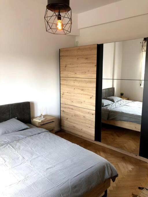 Lovely Studio Boekarest Buitenkant foto