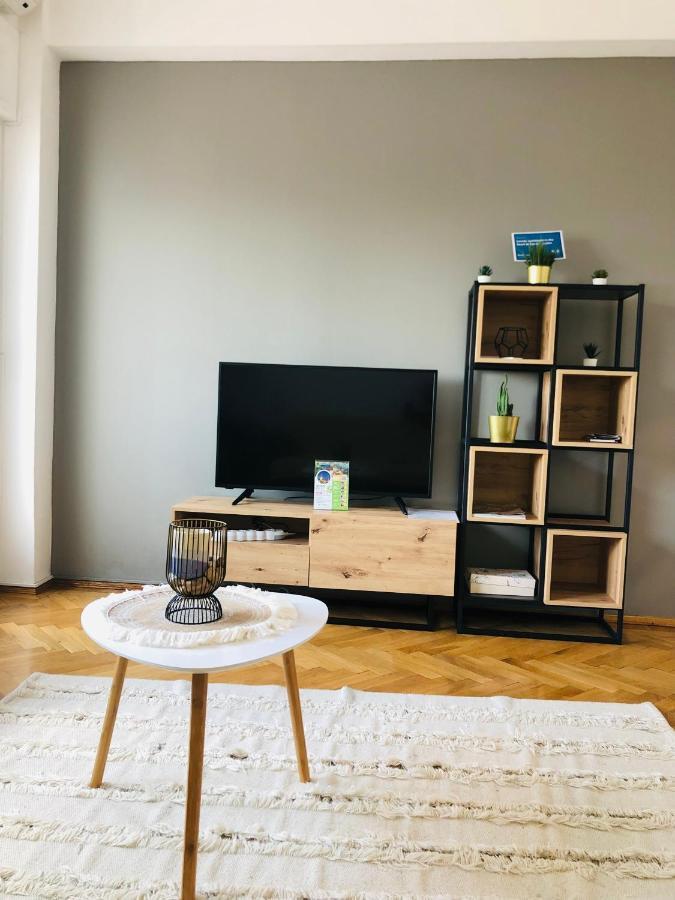 Lovely Studio Boekarest Buitenkant foto